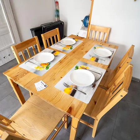 Апартаменты Teczowa 14 *