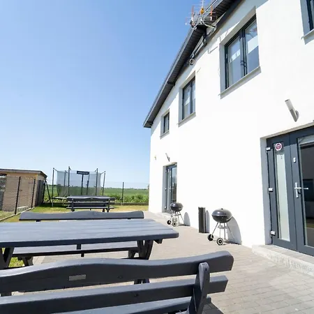 Teczowa 14 아파트