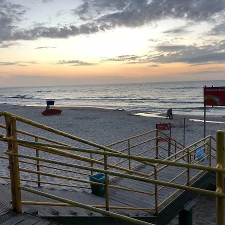 Teczowa 14 아파트 *